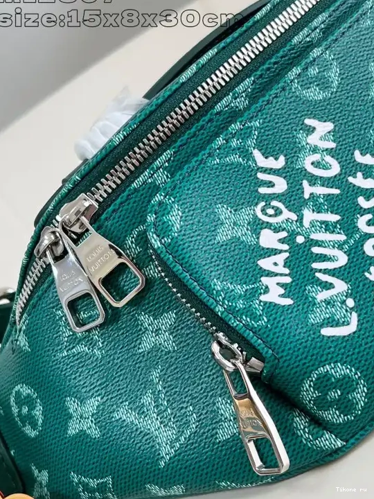 Cheap Rush VUITTON Bumbag-30*15*8CM LOUIS 0528